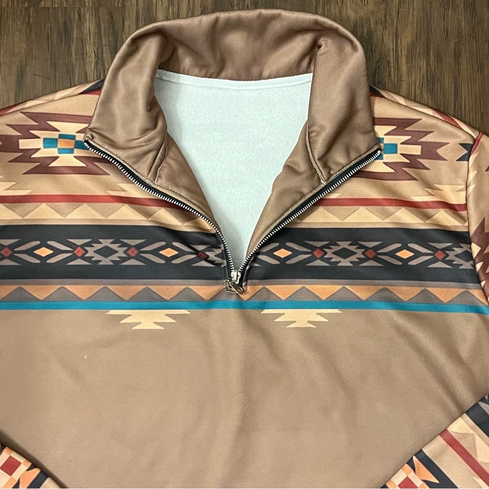 Aztec Pullover - Picture 3 of 7